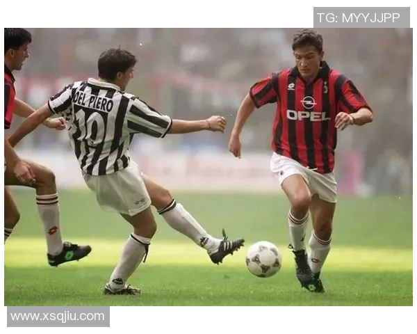 足球巨星独门绝技全解析从梅西过人到C罗电梯球